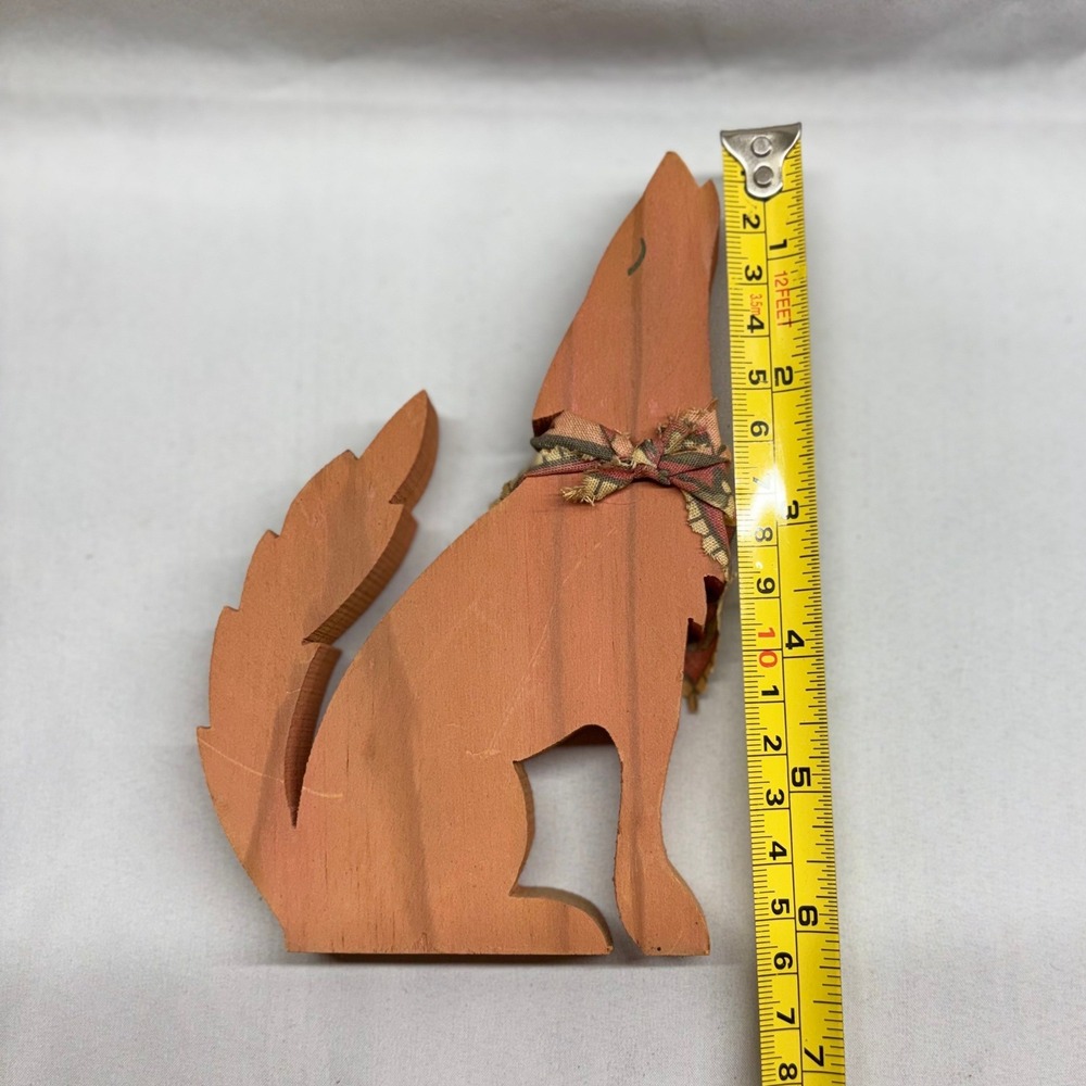Unbranded Coyote Figurine Unisex OS Orange Good Howling Wood Folk Art Bandana - Picture 6 of 7